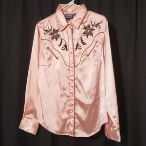 Pink western pearl snap embroidered blouse